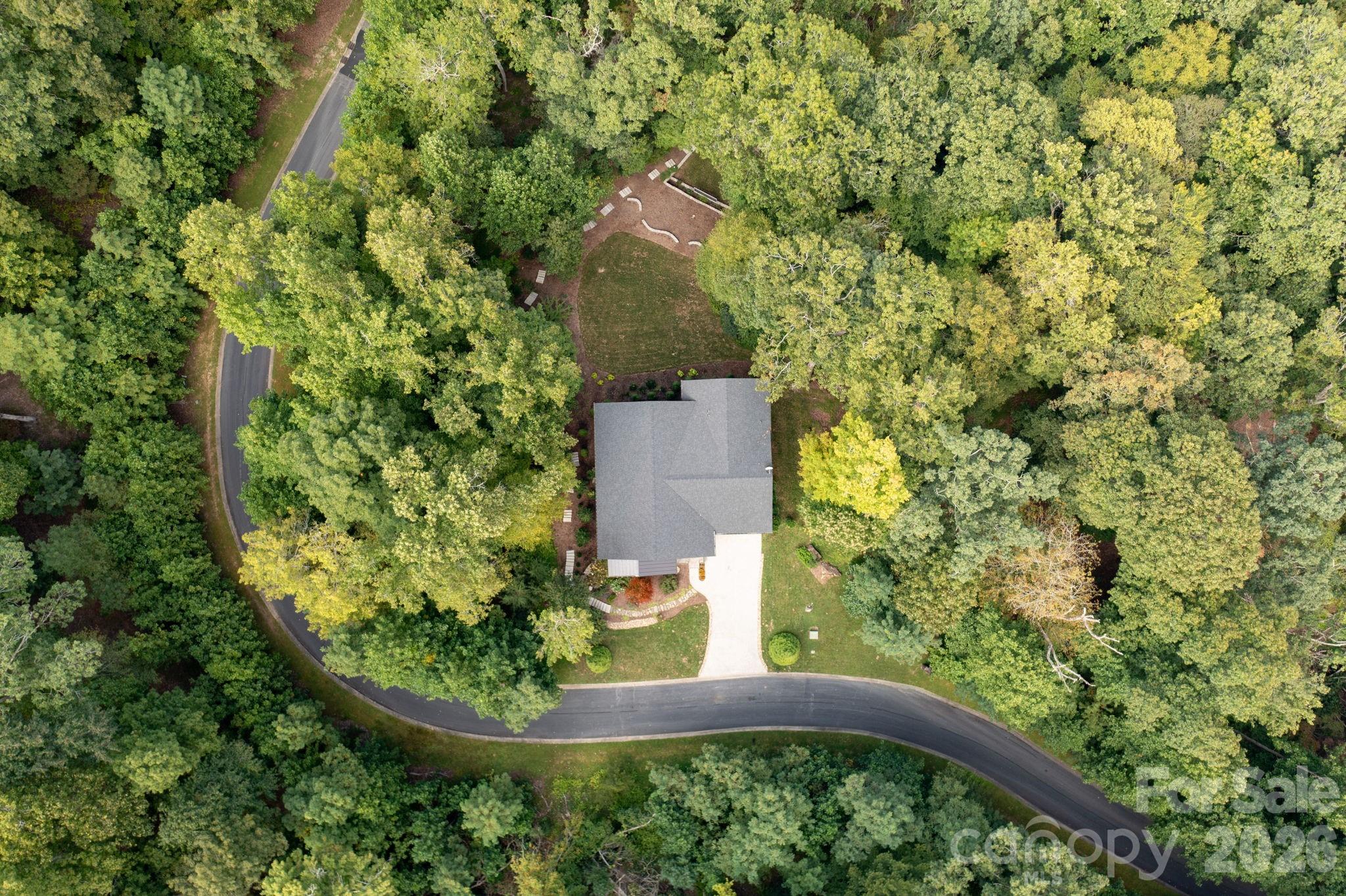 559 Shining Rock Path Horse Shoe NC 28742