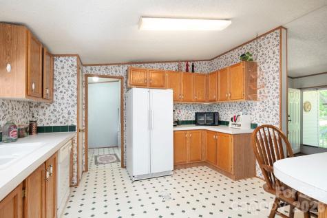 66 Green Oak Road Asheville NC 28804