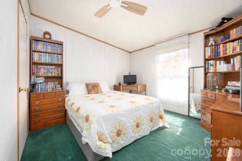 66 Green Oak Road Asheville NC 28804