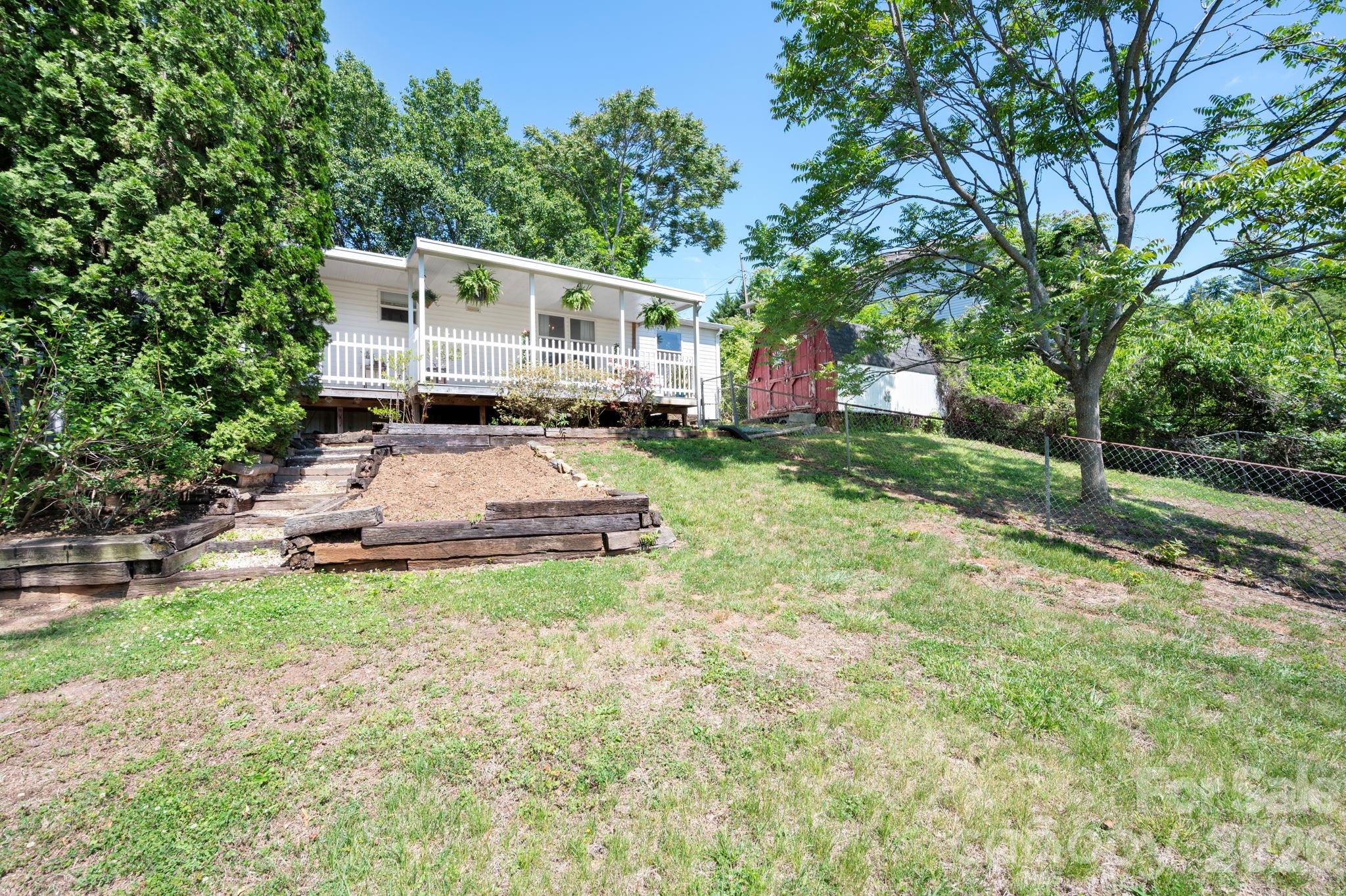66 Green Oak Road Asheville NC 28804