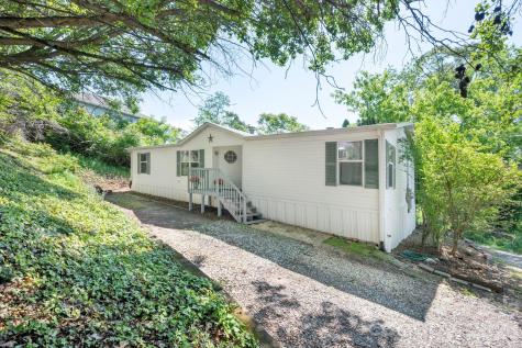 66 Green Oak Road Asheville NC 28804