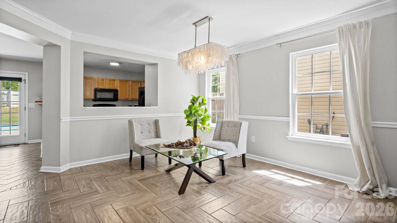 2011 Stargrass Court Charlotte NC 28213