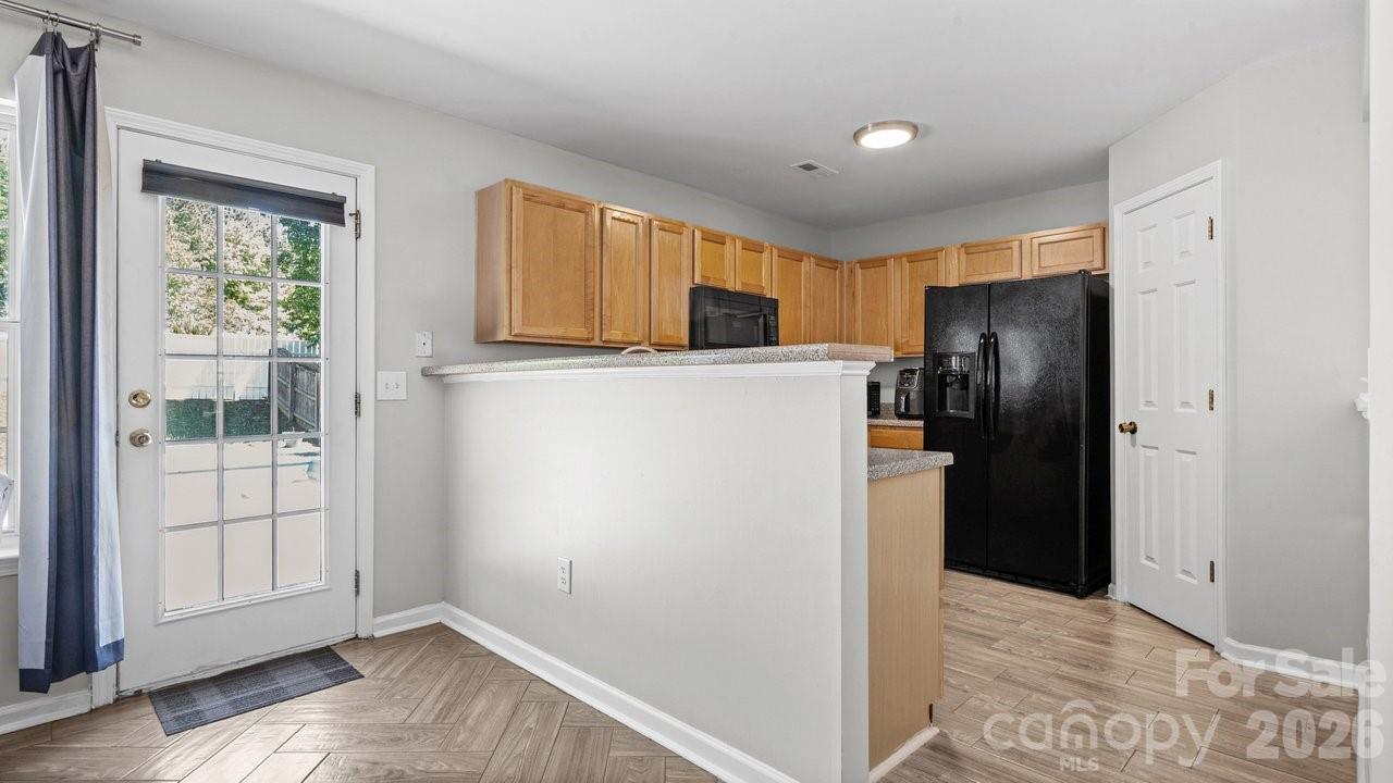 2011 Stargrass Court Charlotte NC 28213