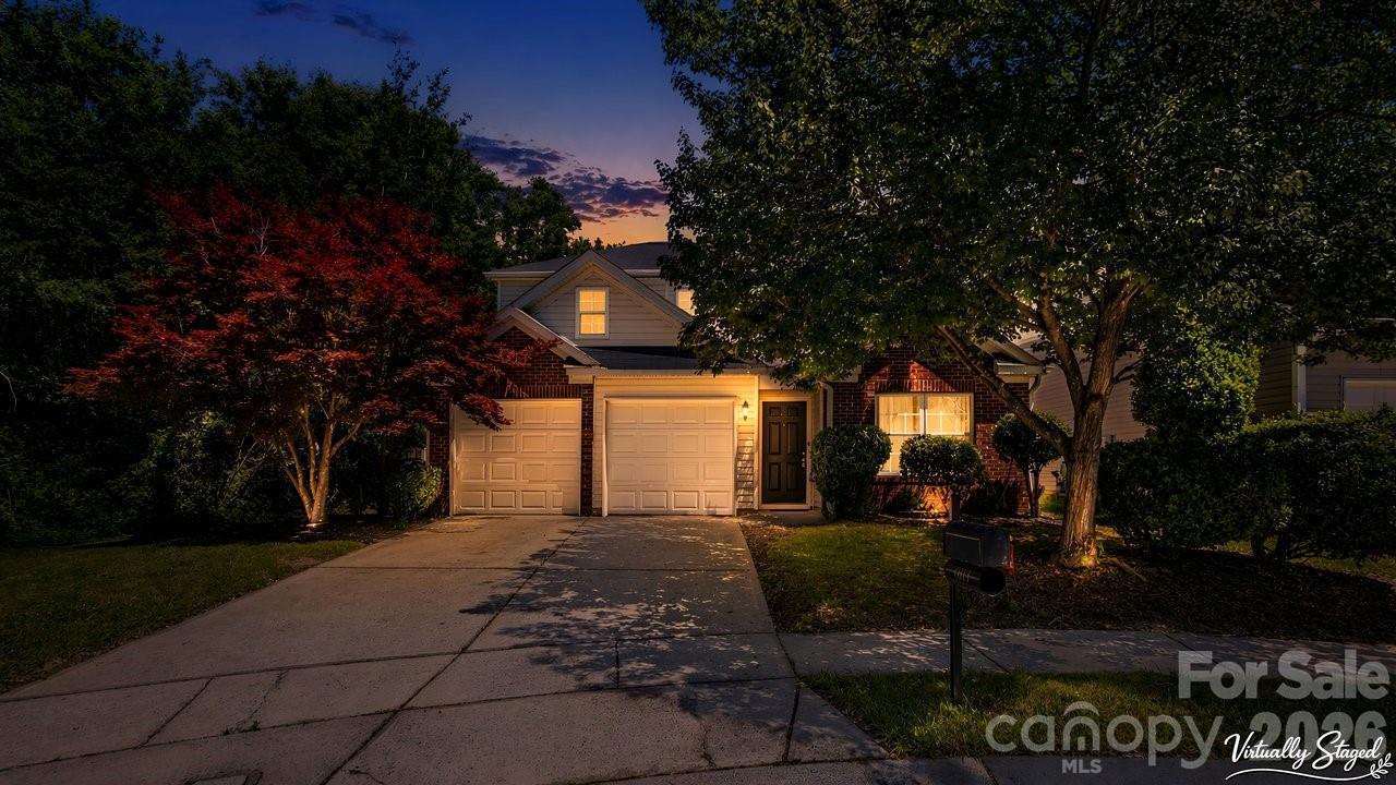 2011 Stargrass Court Charlotte NC 28213