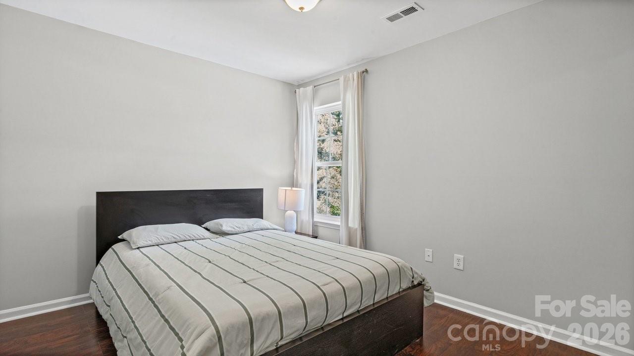 2011 Stargrass Court Charlotte NC 28213