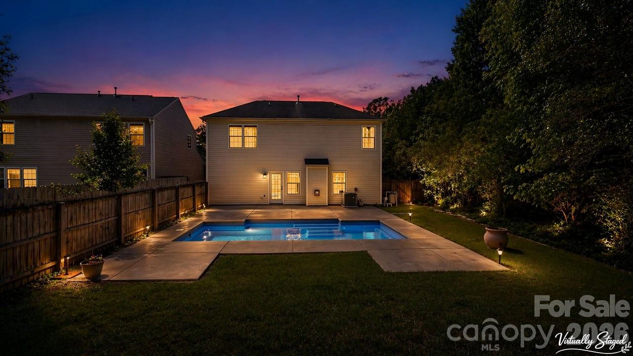 2011 Stargrass Court Charlotte NC 28213