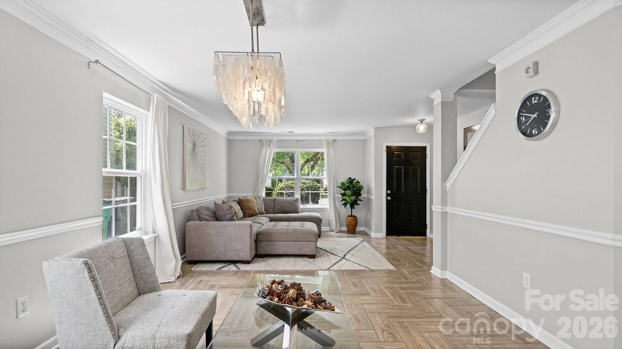 2011 Stargrass Court Charlotte NC 28213