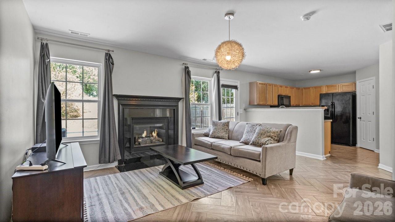 2011 Stargrass Court Charlotte NC 28213