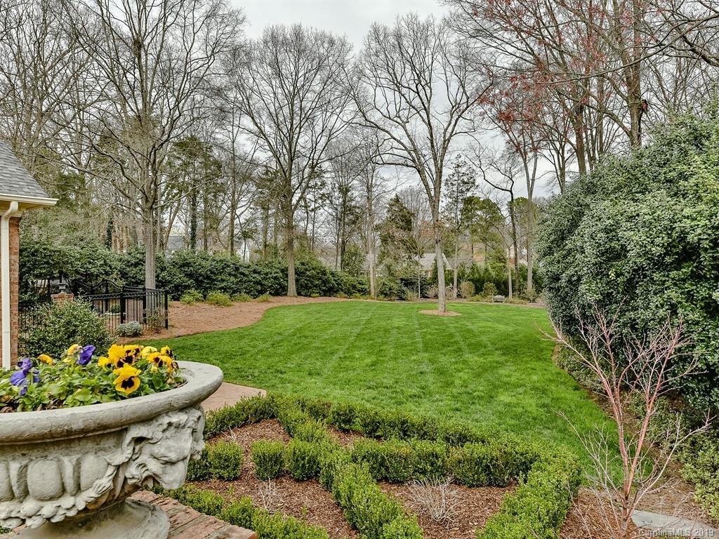 8225 Bar Harbor Lane Charlotte NC 28210