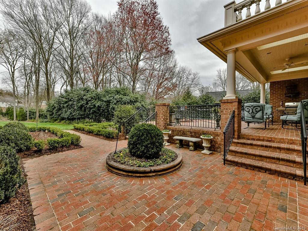 8225 Bar Harbor Lane Charlotte NC 28210