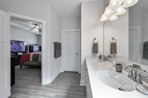 22 Hyde Park Place Arden NC 28704