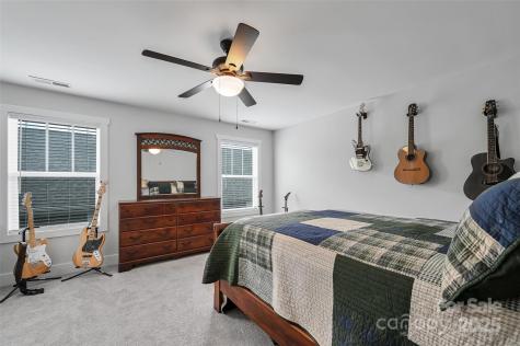 22 Hyde Park Place Arden NC 28704