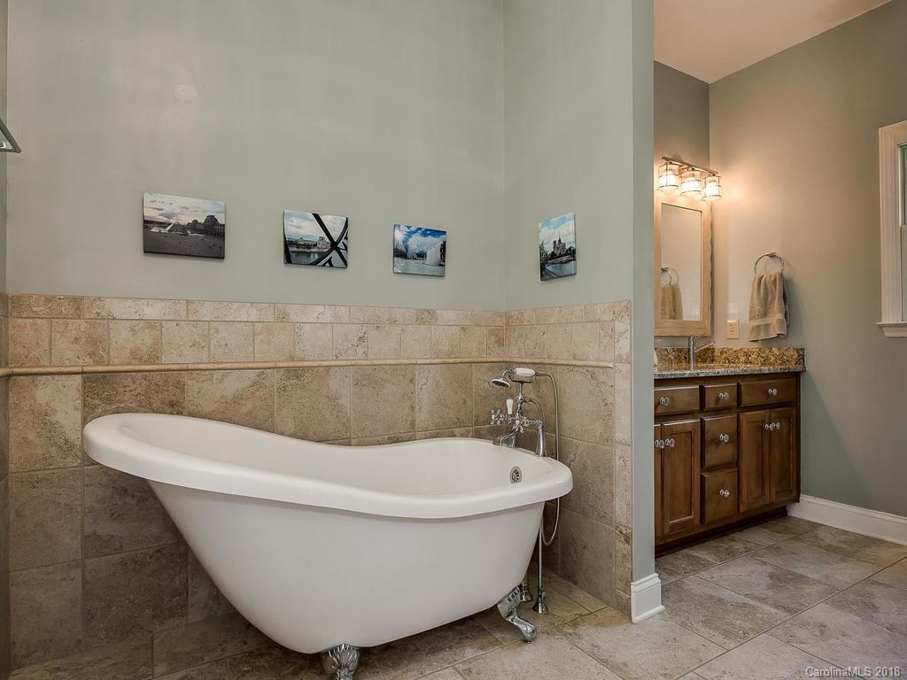 404 Jefferson Drive Charlotte NC 28270