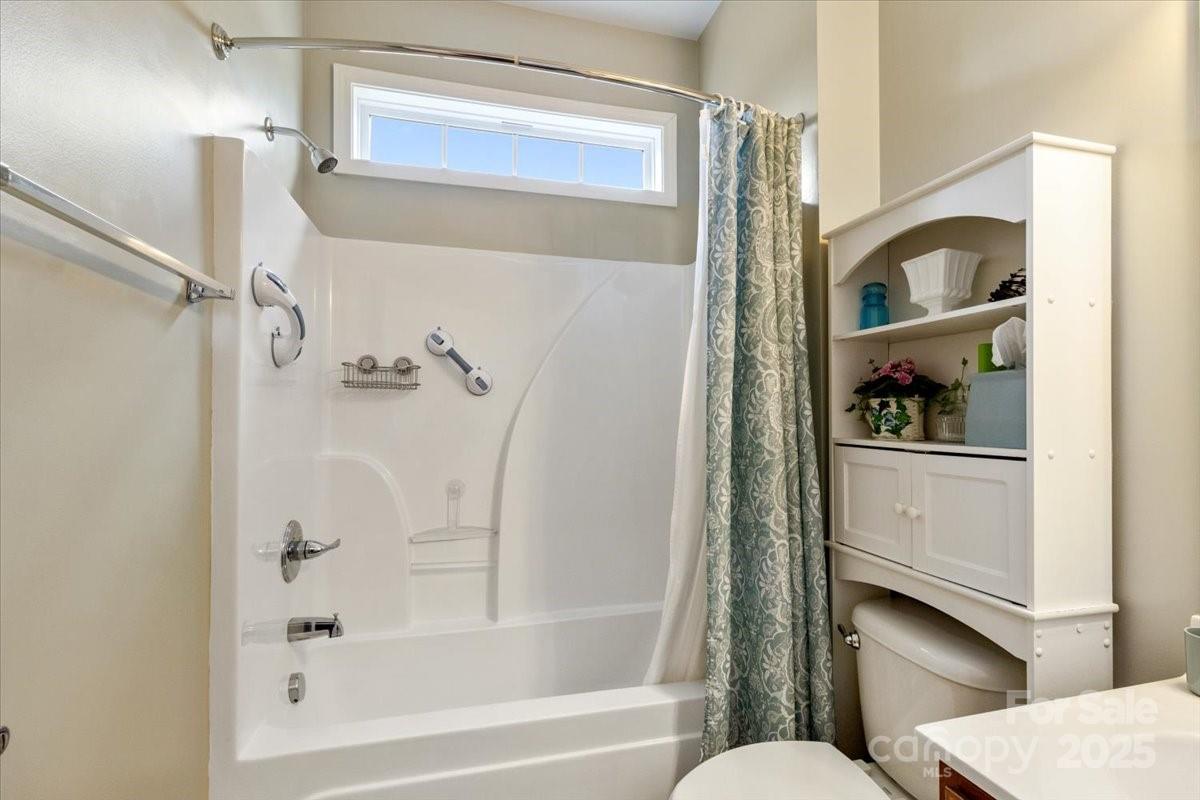 12 Forestwood Road Weaverville NC 28787