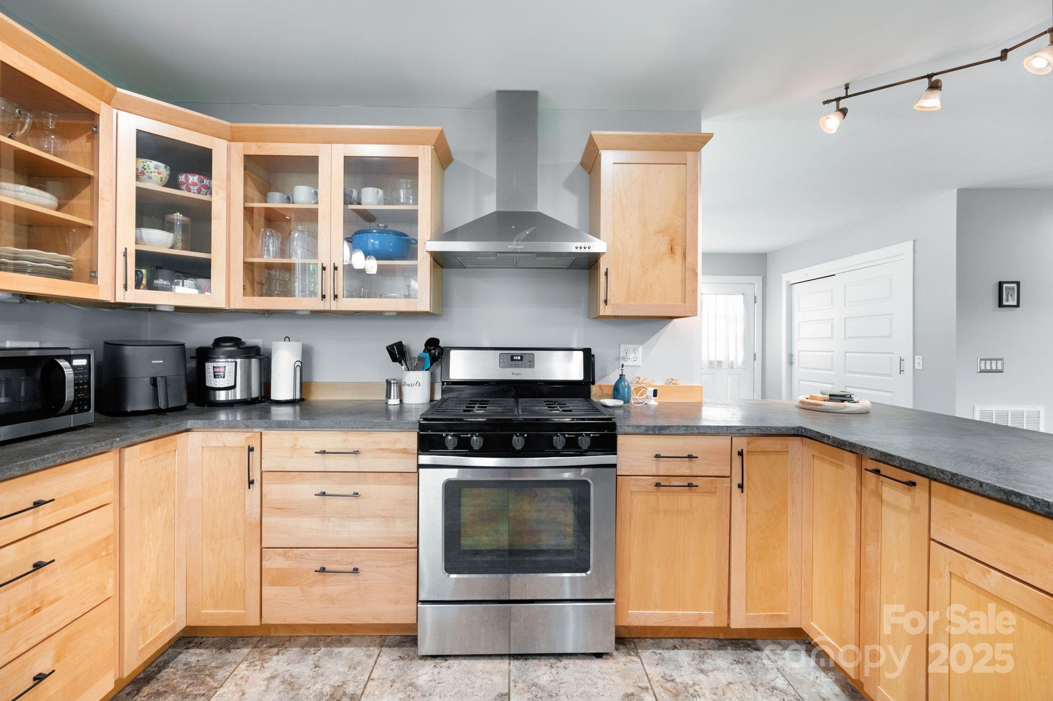 31 Skyland Circle Asheville NC 28804