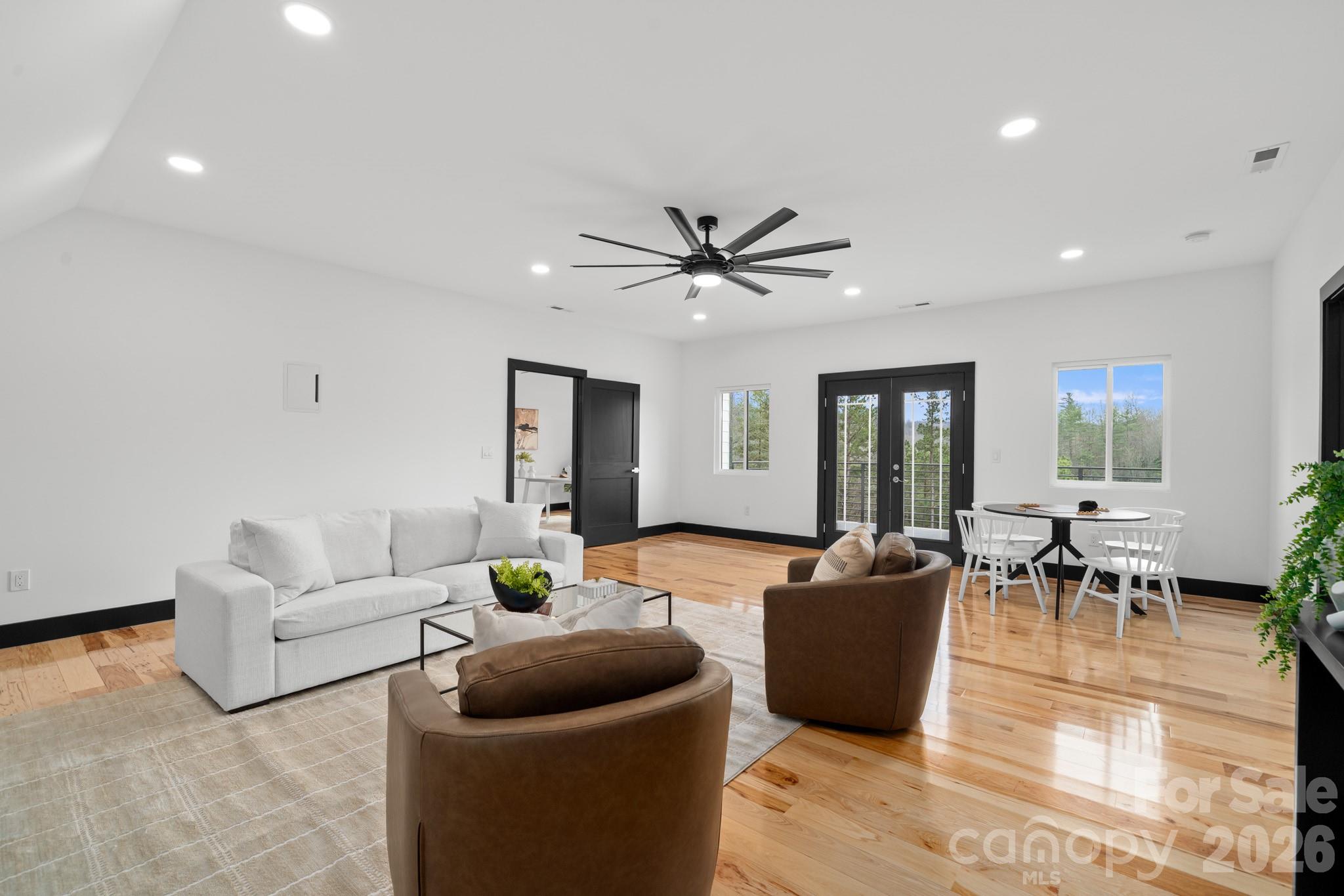 74 Jeranna Road Mills River NC 28759