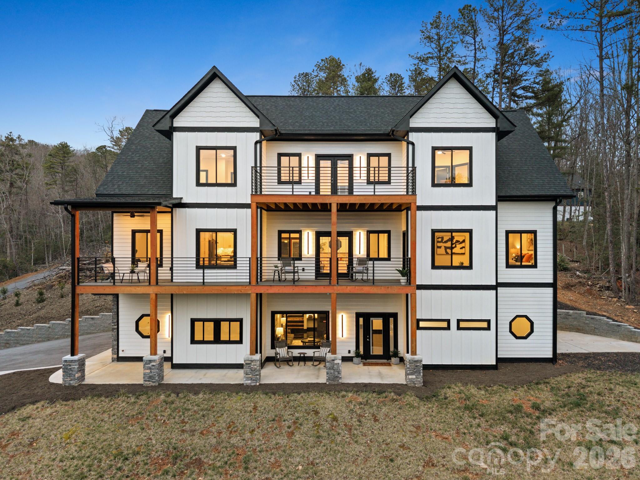 74 Jeranna Road Mills River NC 28759