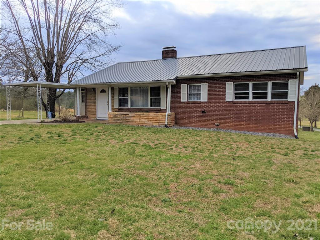 3789 Hartland Road Morganton NC 28655