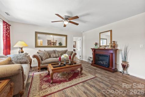 208 Victoria Circle York SC 29745