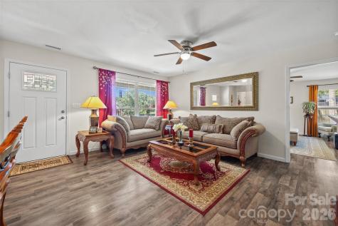 208 Victoria Circle York SC 29745
