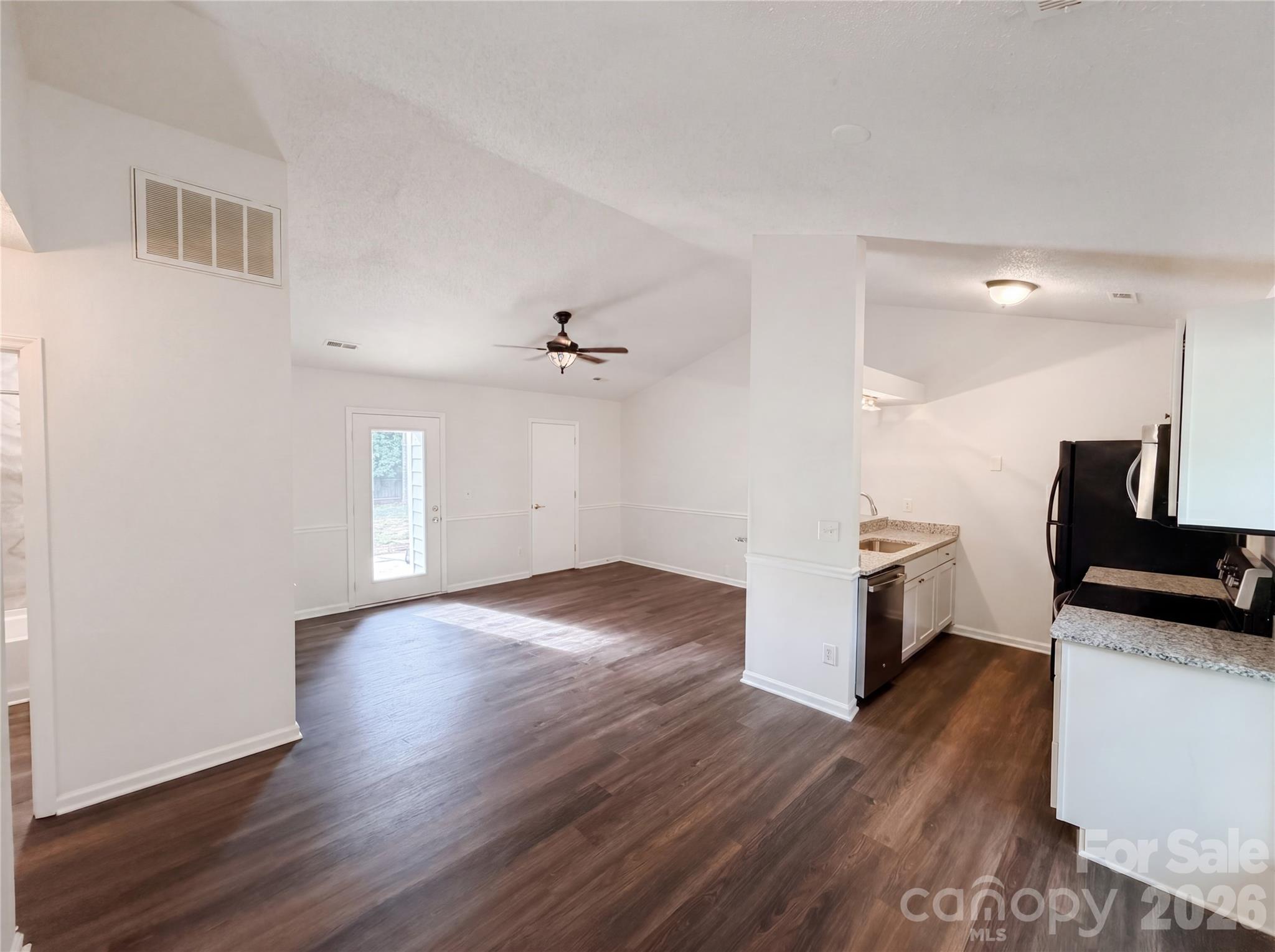 3215 Braewick Place Charlotte NC 28227