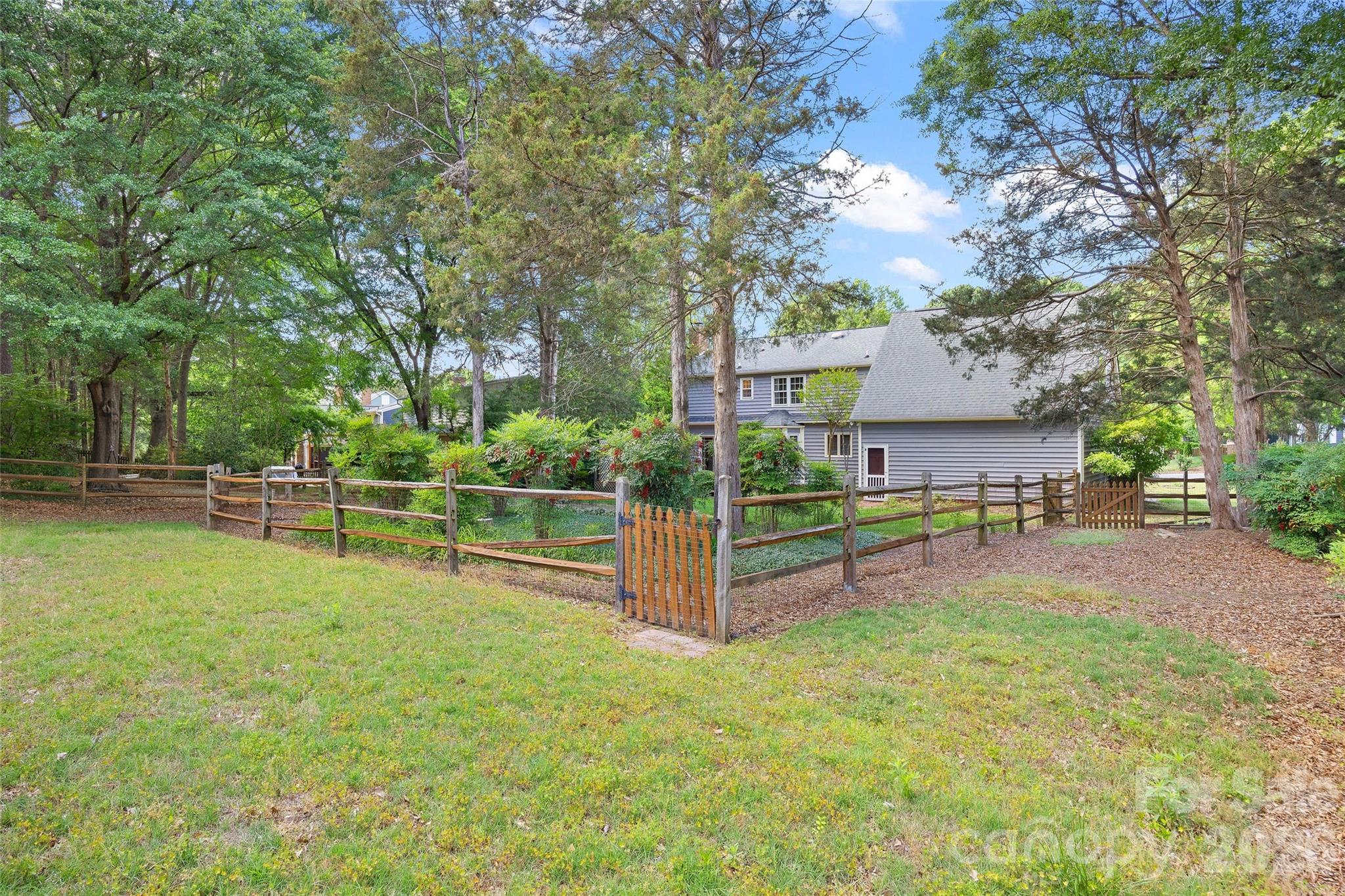 5636 Ivygate Lane Charlotte NC 28226