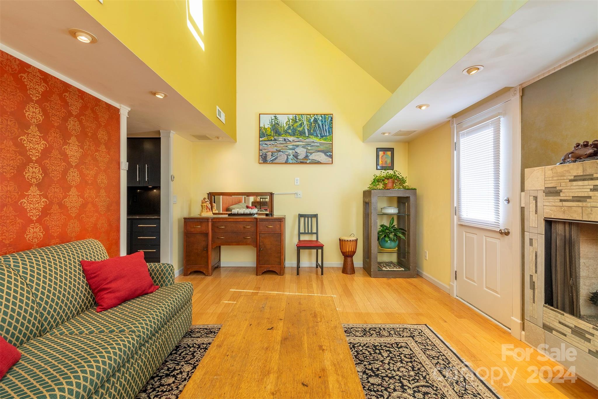 27 Sleepy Hollow Lane Swannanoa NC 28778