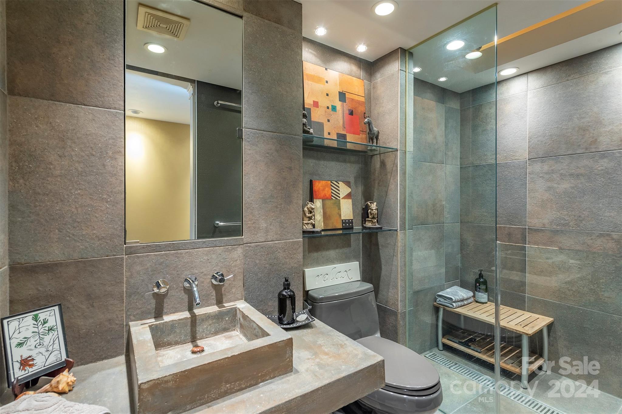 27 Sleepy Hollow Lane Swannanoa NC 28778