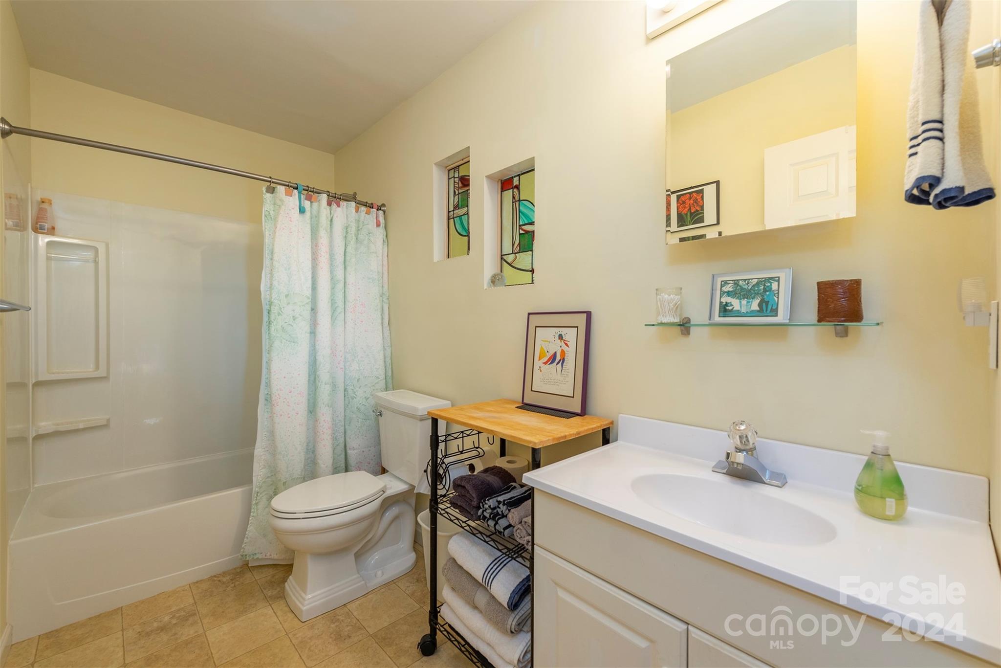 27 Sleepy Hollow Lane Swannanoa NC 28778