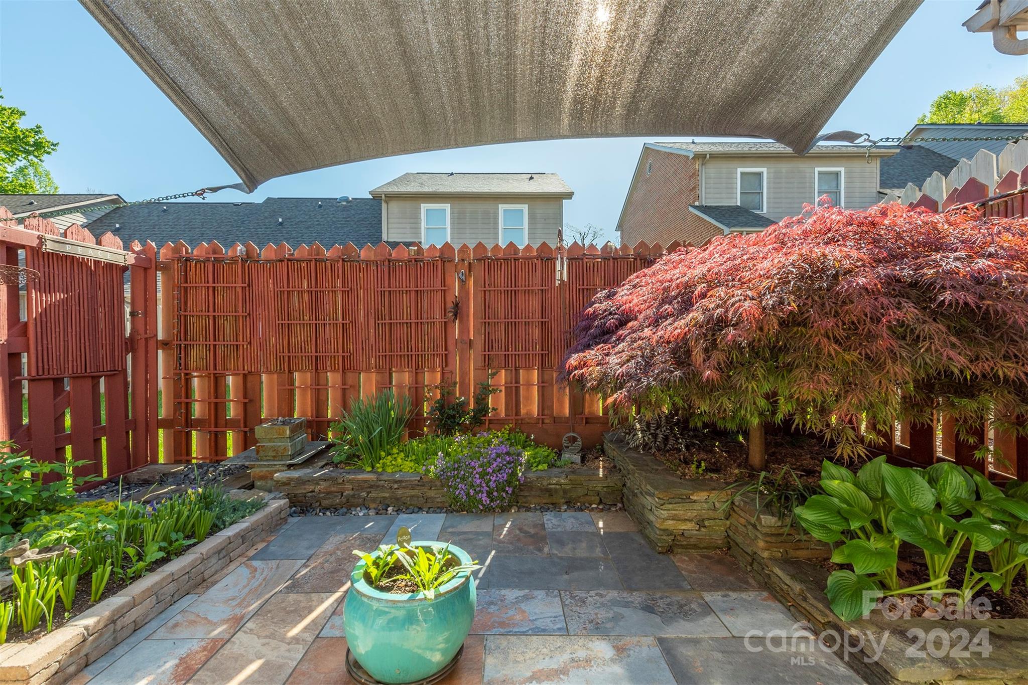 27 Sleepy Hollow Lane Swannanoa NC 28778