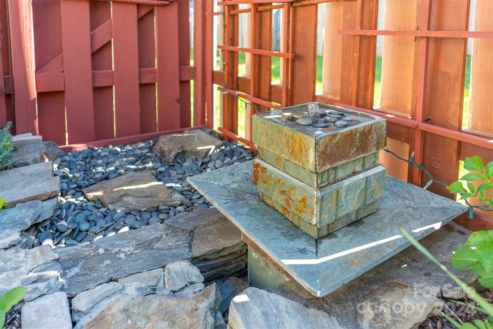 27 Sleepy Hollow Lane Swannanoa NC 28778