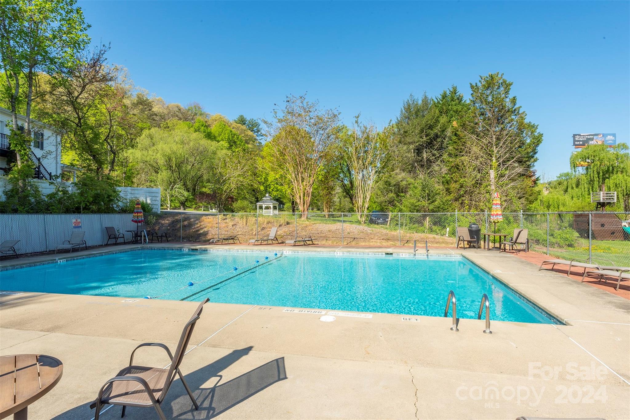 27 Sleepy Hollow Lane Swannanoa NC 28778