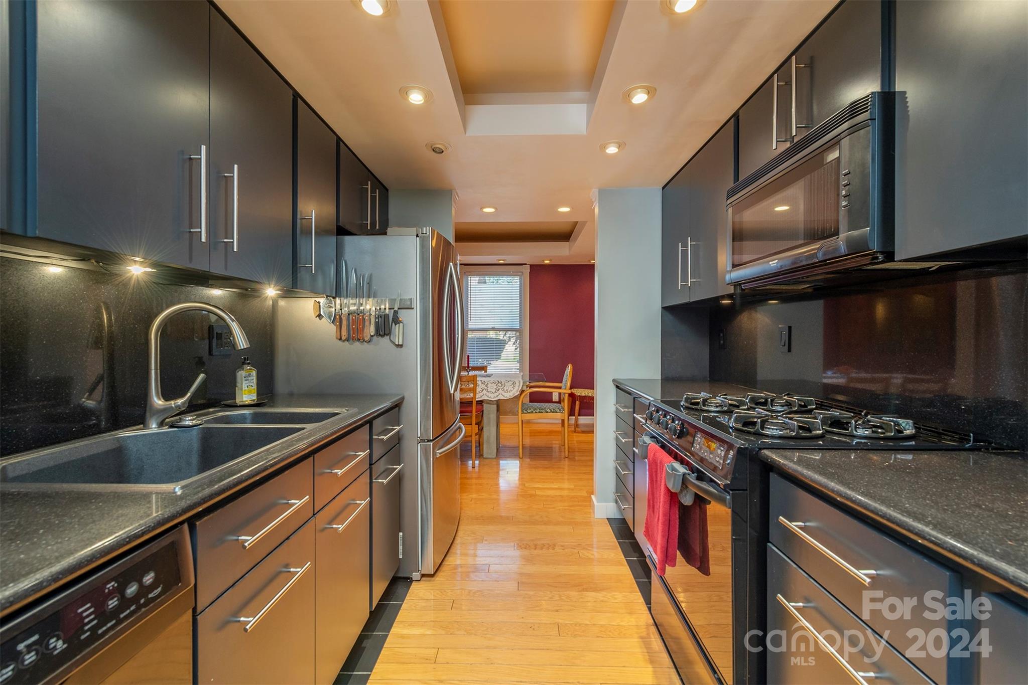 27 Sleepy Hollow Lane Swannanoa NC 28778