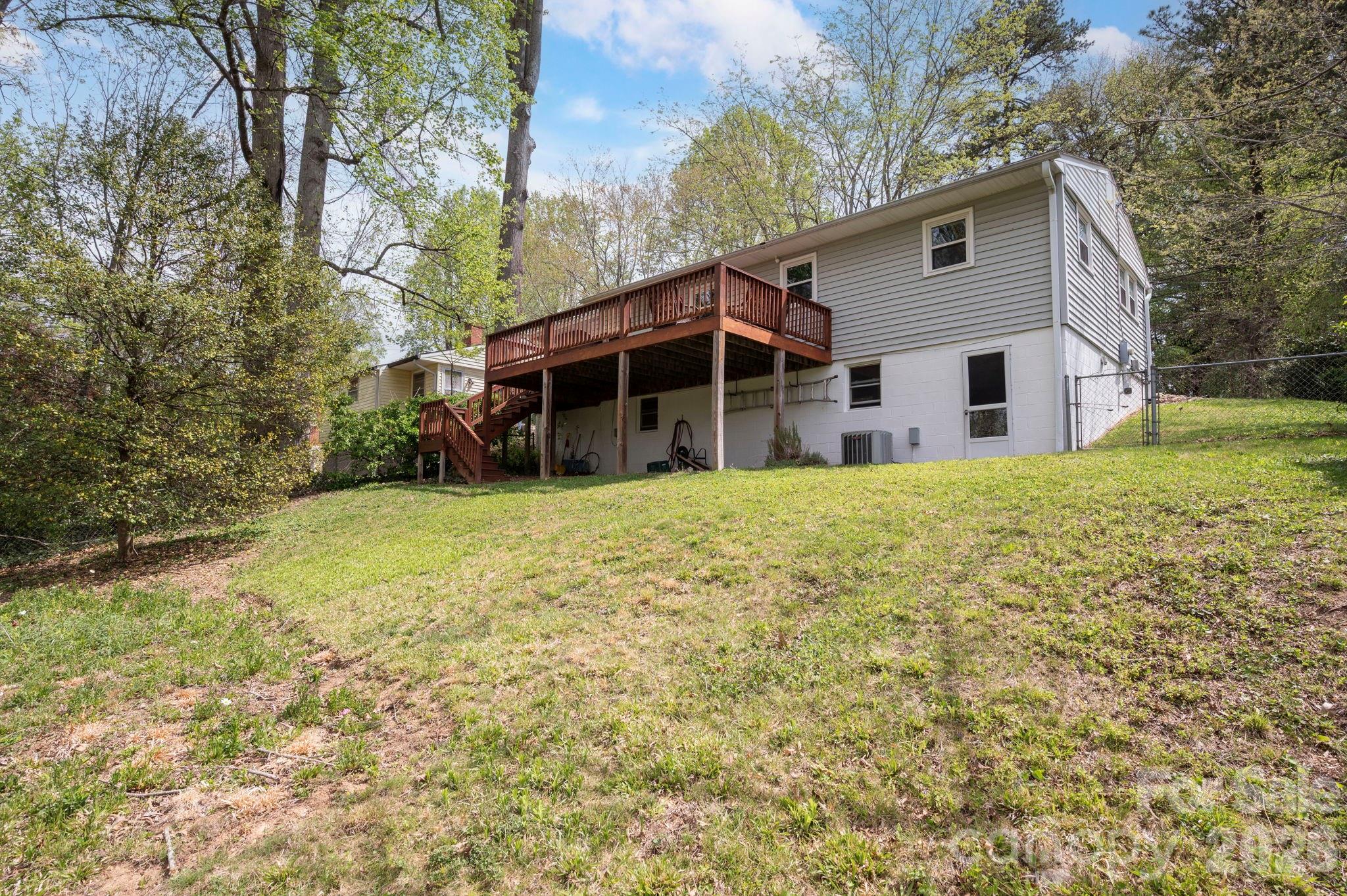 88 Ivanhoe Avenue Asheville NC 28806
