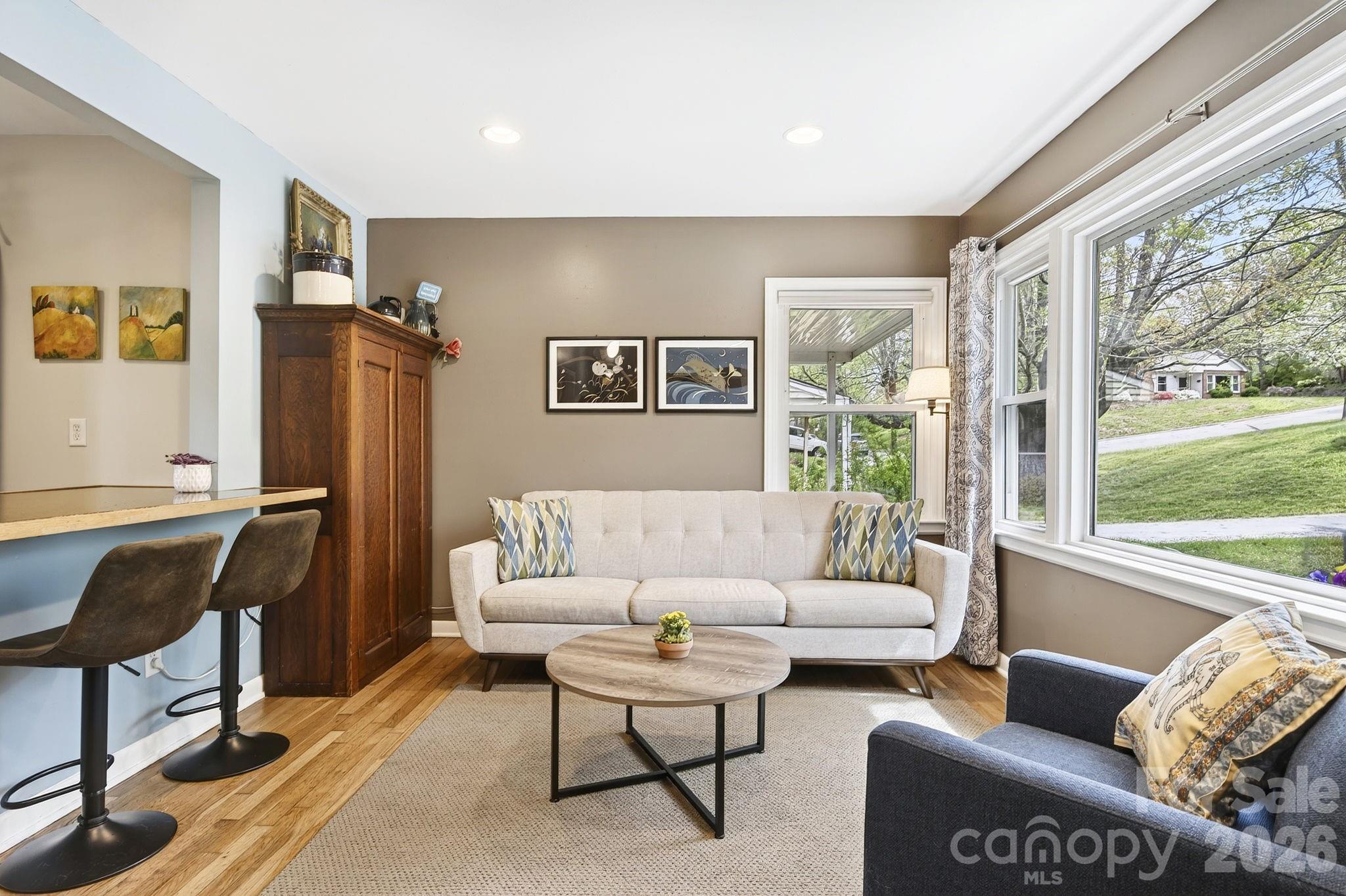 88 Ivanhoe Avenue Asheville NC 28806