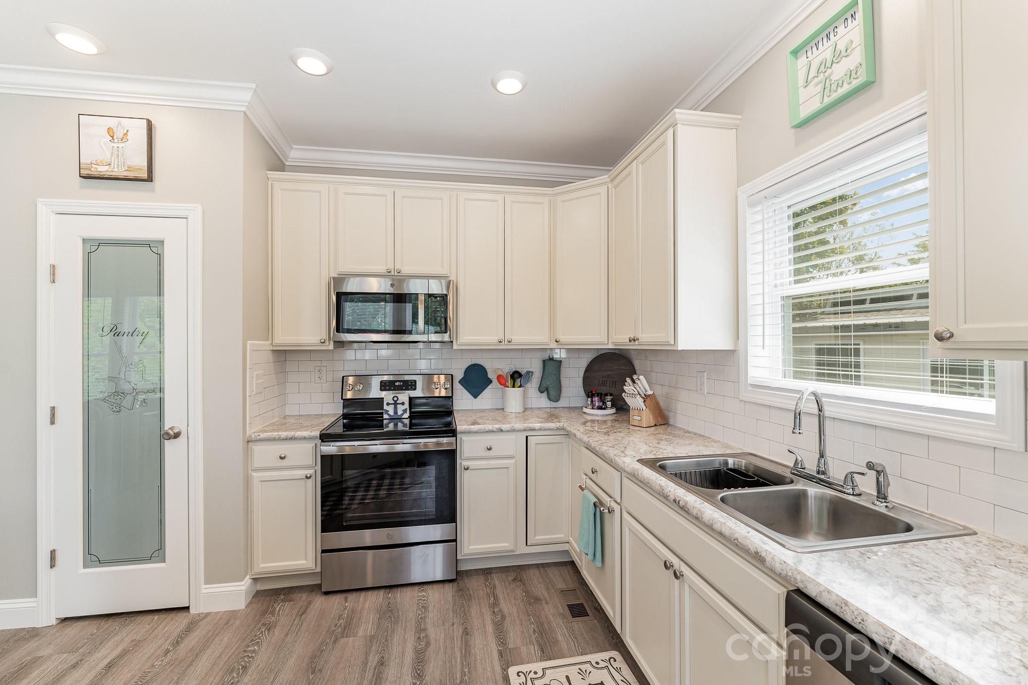 163 Cardinal Drive New London NC 28127