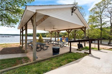 163 Cardinal Drive New London NC 28127