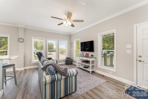 163 Cardinal Drive New London NC 28127