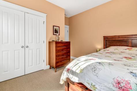 12 Hoolet Court Candler NC 28715