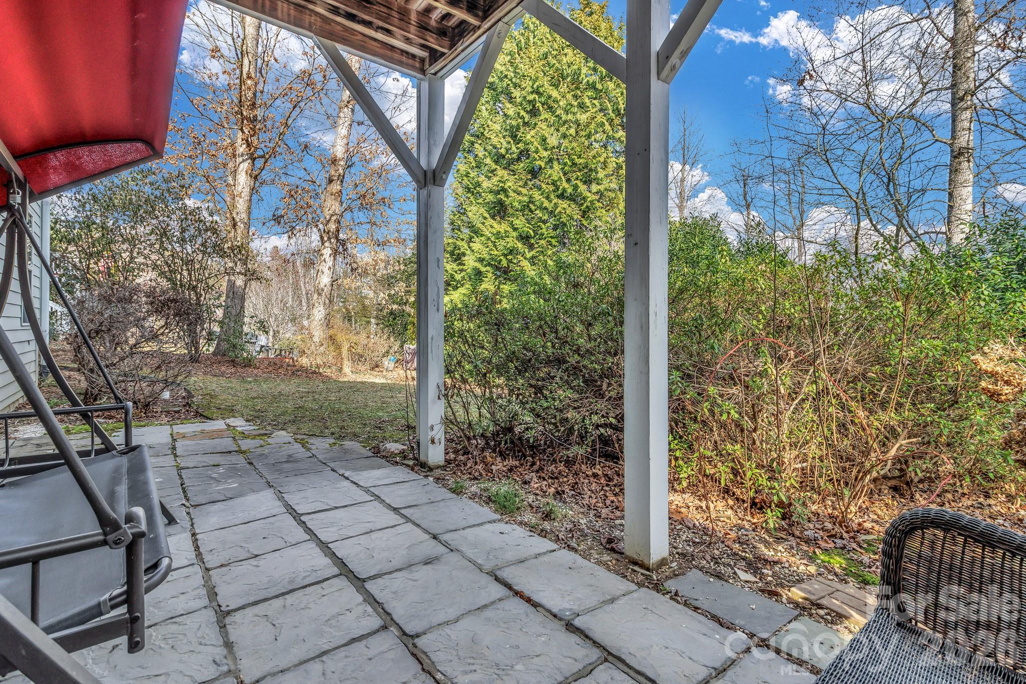 12 Hoolet Court Candler NC 28715
