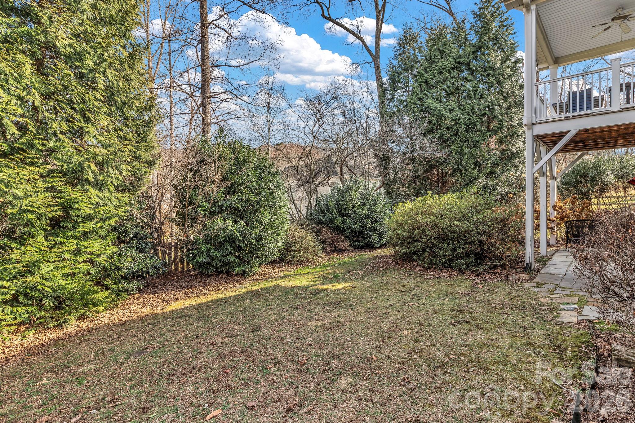 12 Hoolet Court Candler NC 28715