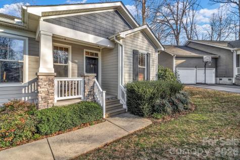 12 Hoolet Court Candler NC 28715