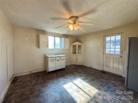 658 Emma Road Asheville NC 28806