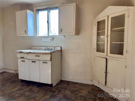 658 Emma Road Asheville NC 28806