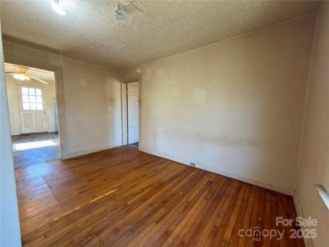 658 Emma Road Asheville NC 28806