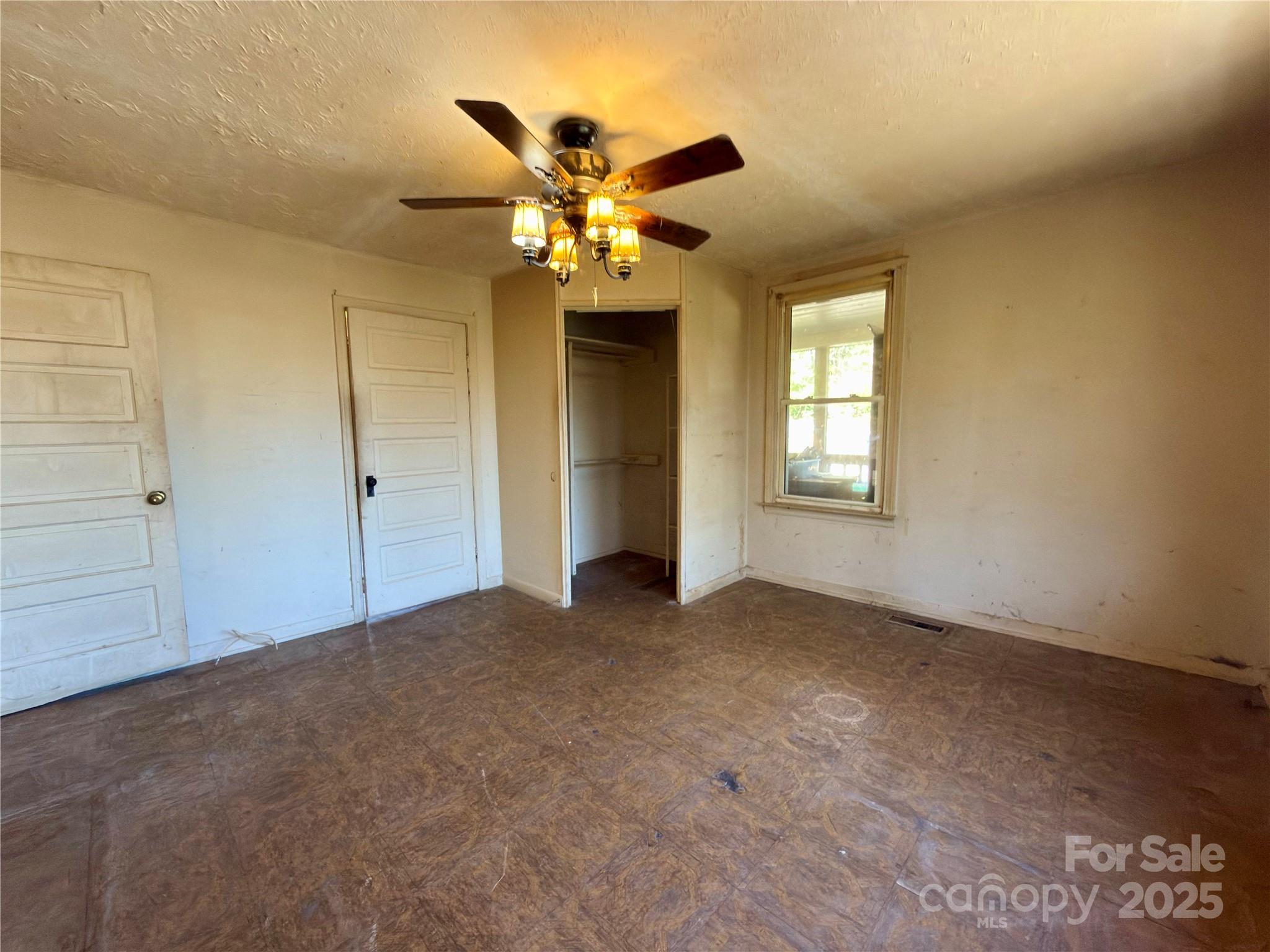 658 Emma Road Asheville NC 28806