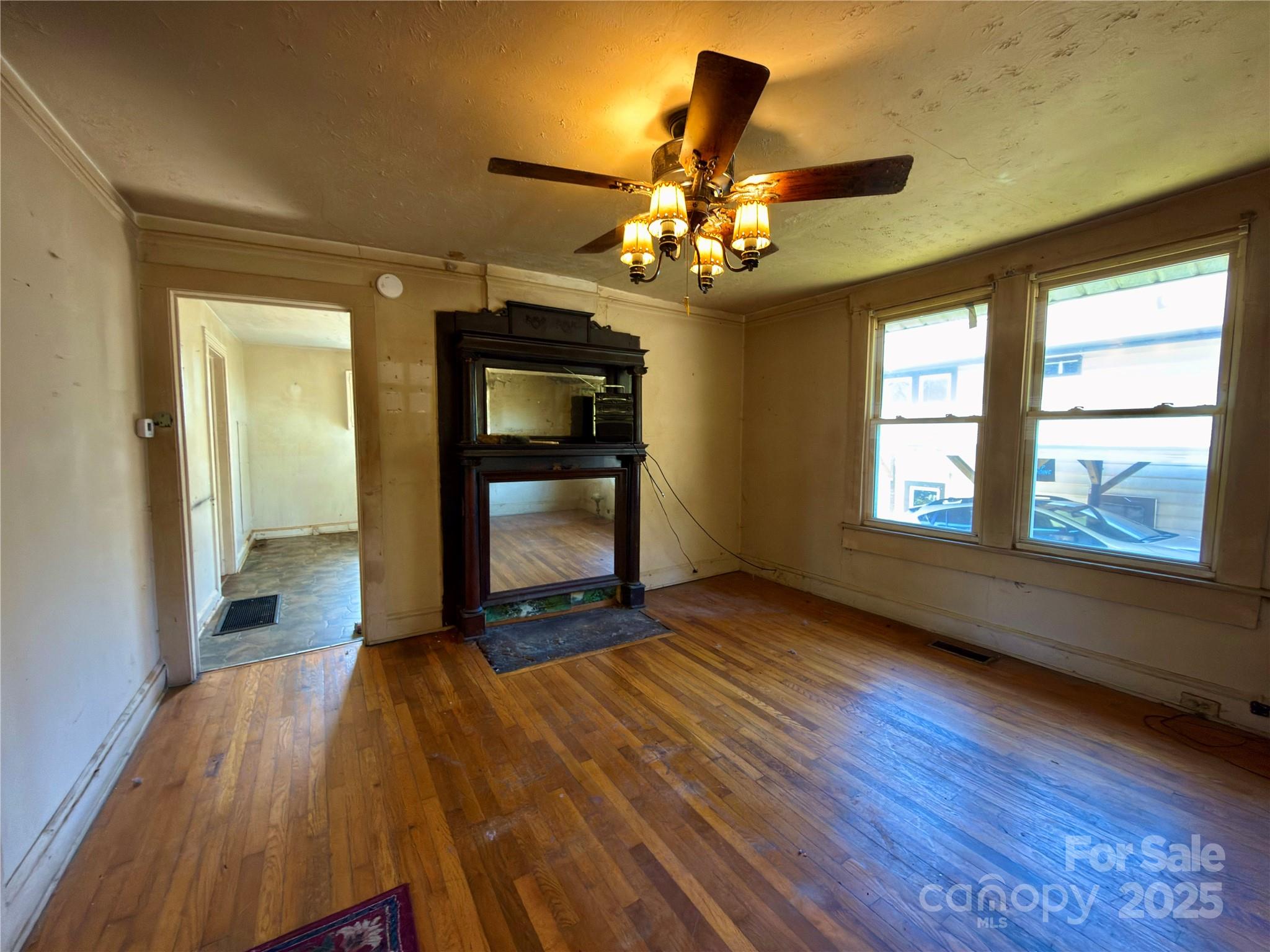 658 Emma Road Asheville NC 28806