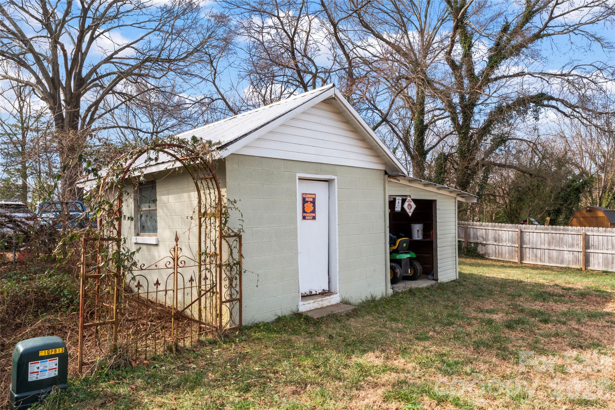 316 E Alabama Avenue Bessemer City NC 28016