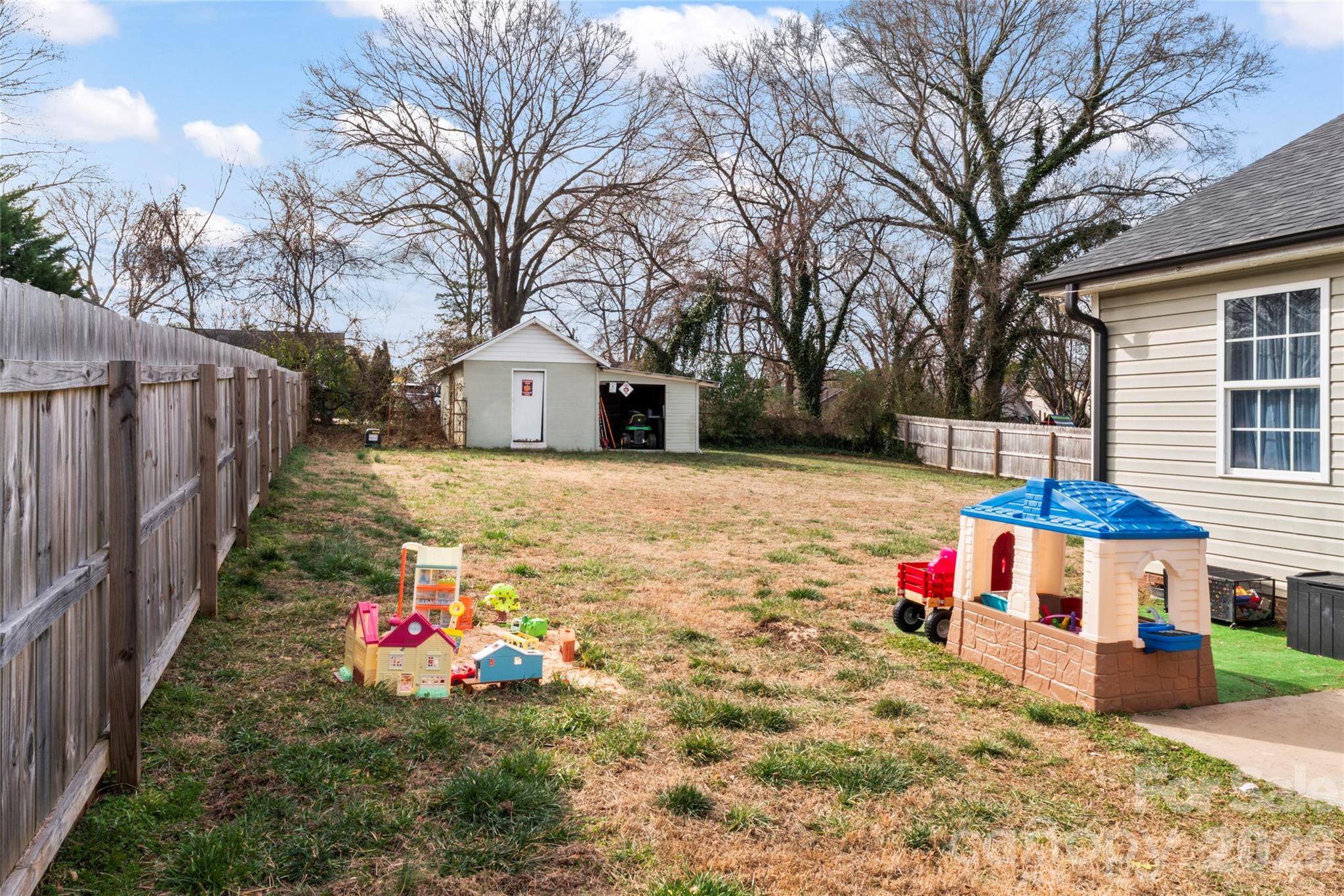 316 E Alabama Avenue Bessemer City NC 28016