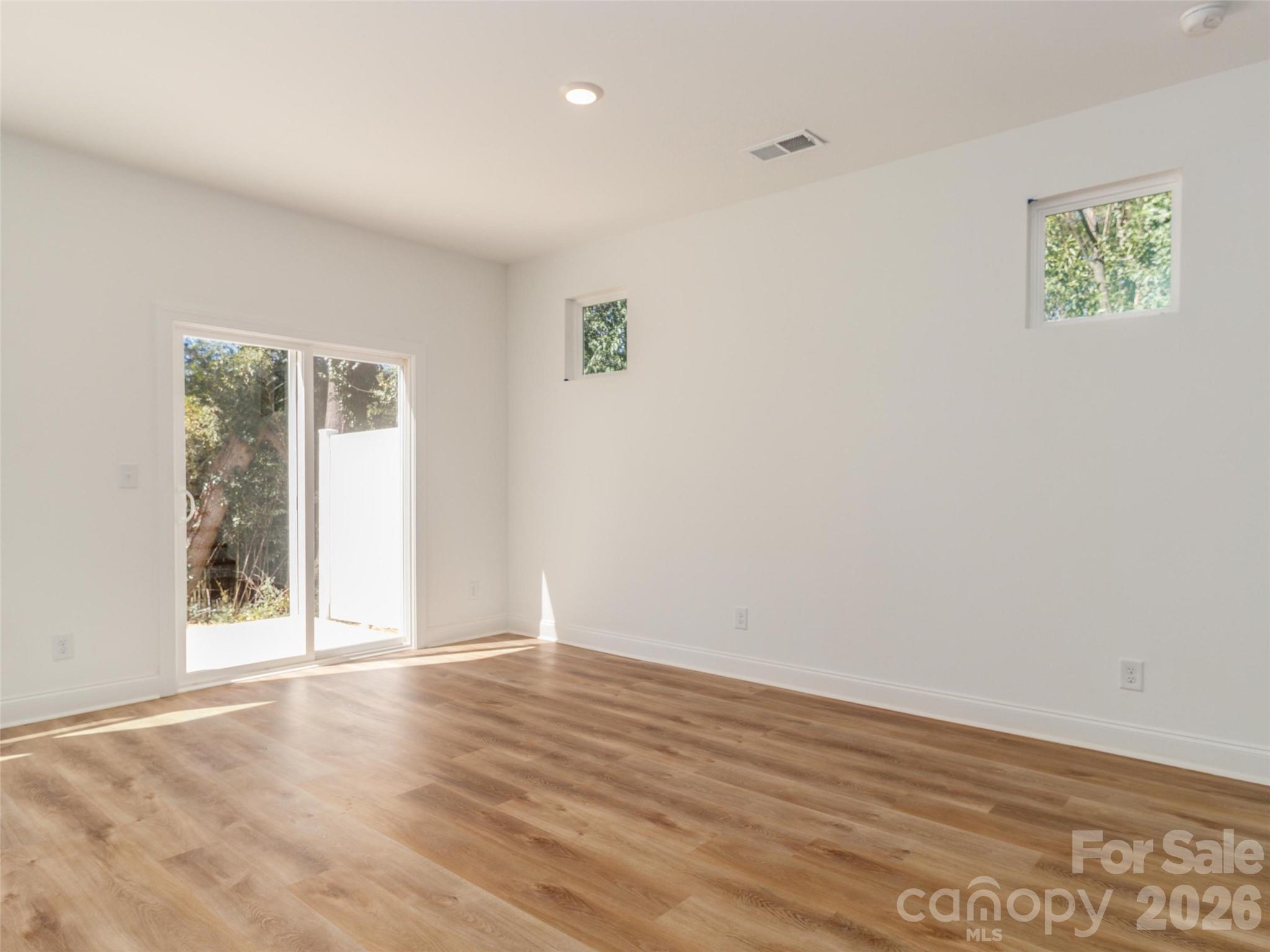 2521 Elon Street Charlotte NC 28208